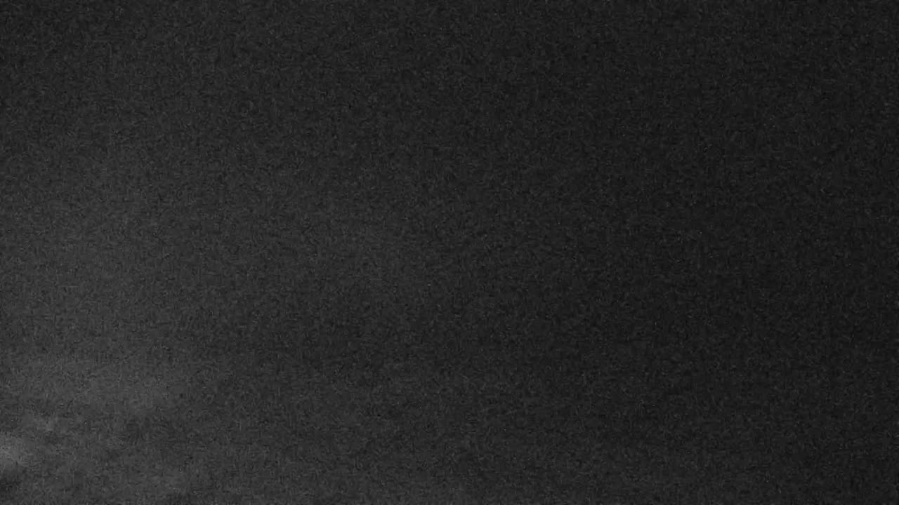Summit still, 0″ new snow in 24 h