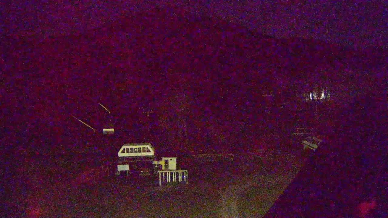 Tramside still, 0″ new snow in 24 h