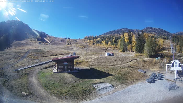 Base Lodge Cam (View: Red and Granite Mtns) still, 0″ new snow in 24 h