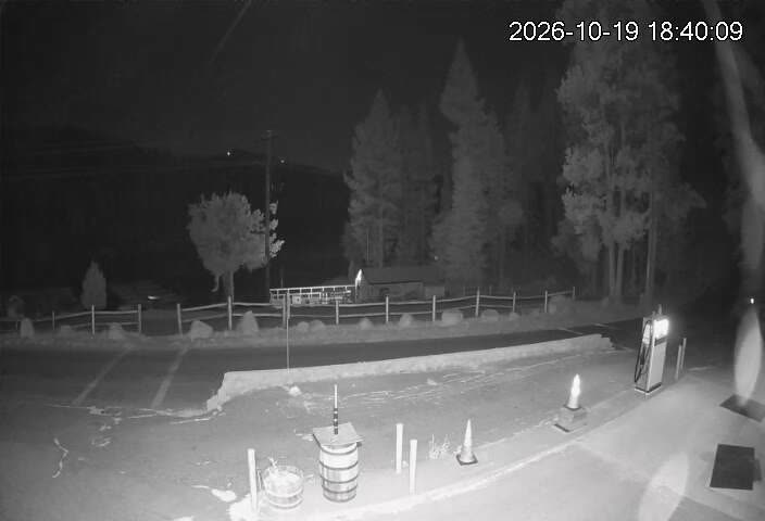 Landing Cam still, 0″ new snow in 24 h
