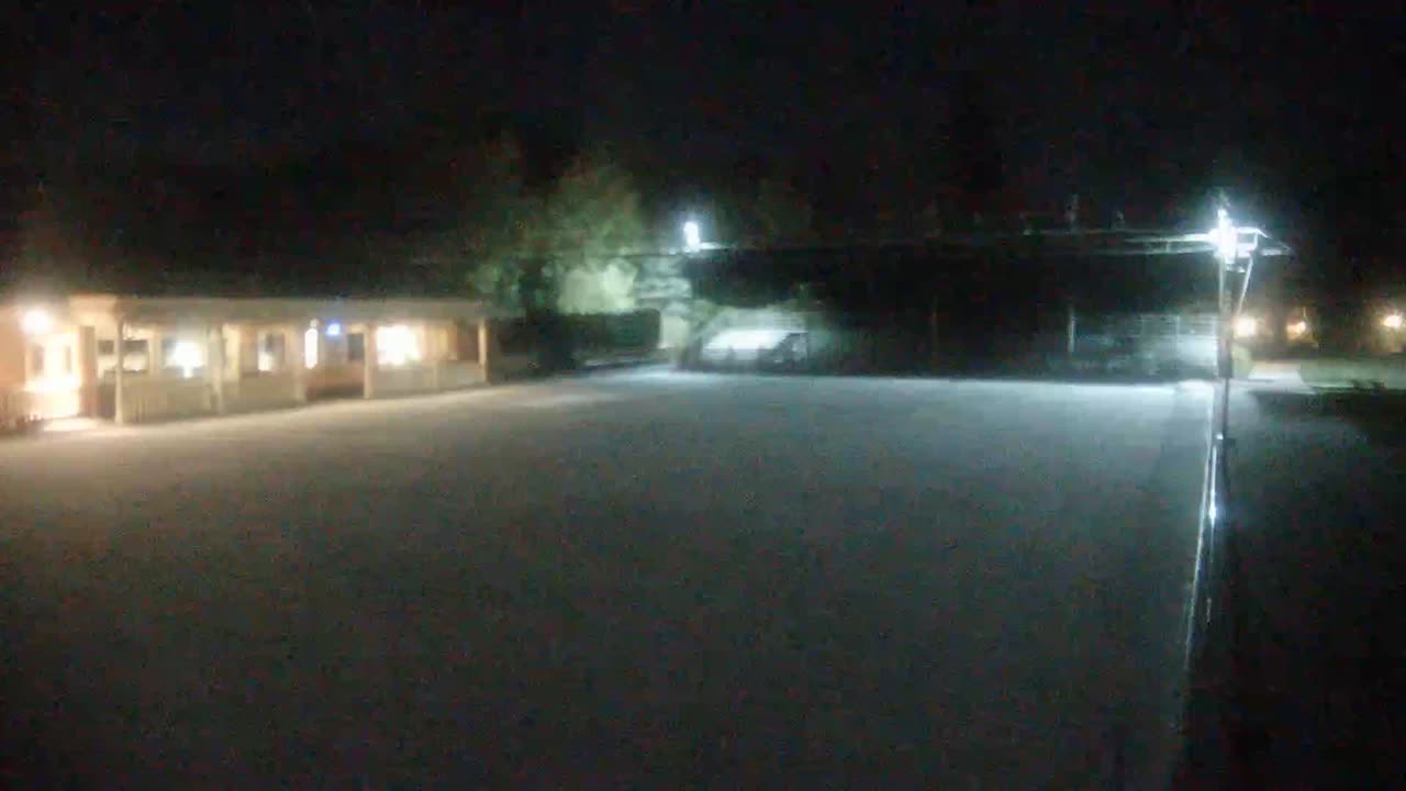 Sun Valley Ice Rink still, 0″ new snow in 24 h