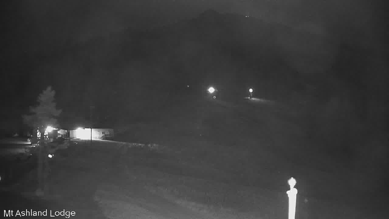 Lodge still, 0″ new snow in 24 h
