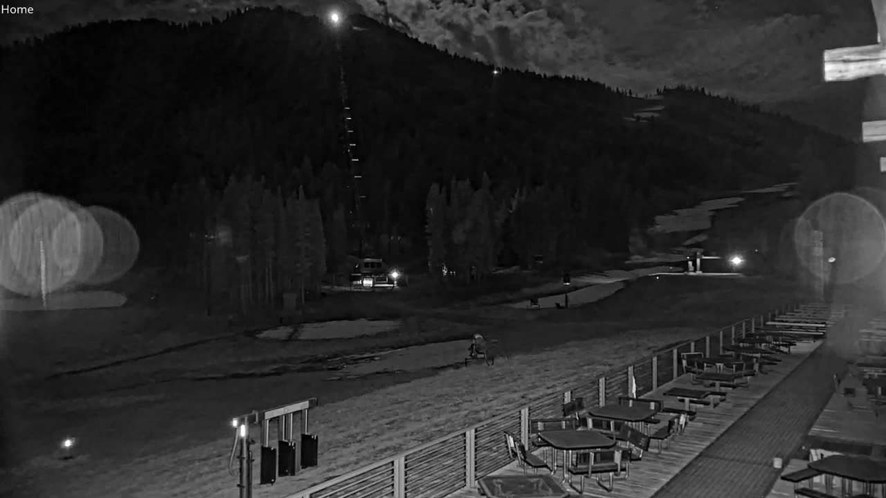 Main Lodge still, 0″ new snow in 24 h