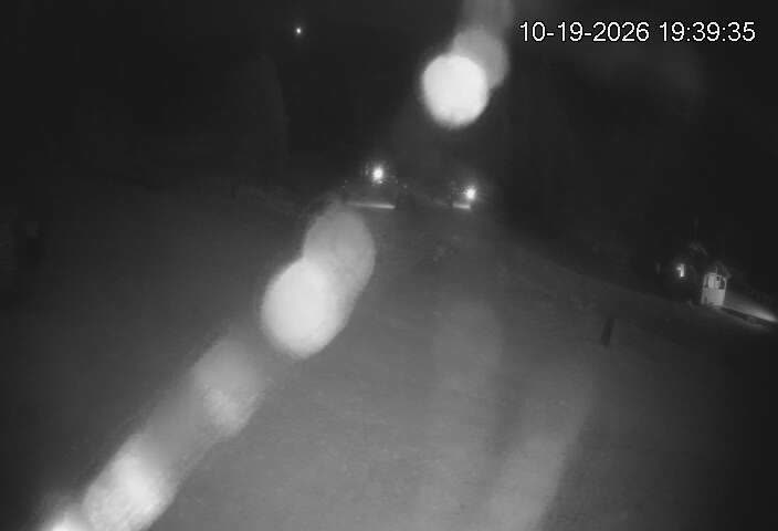 Mid Mountain still, 0″ new snow in 24 h