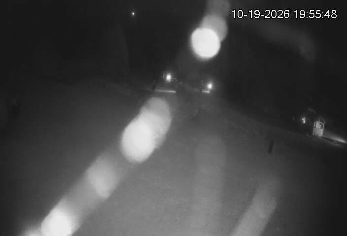 Mid Mountain still, 0″ new snow in 24 h