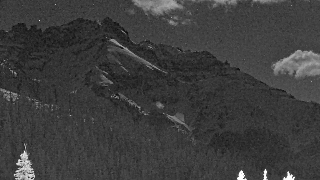 Black Iron still, 0″ new snow in 24 h