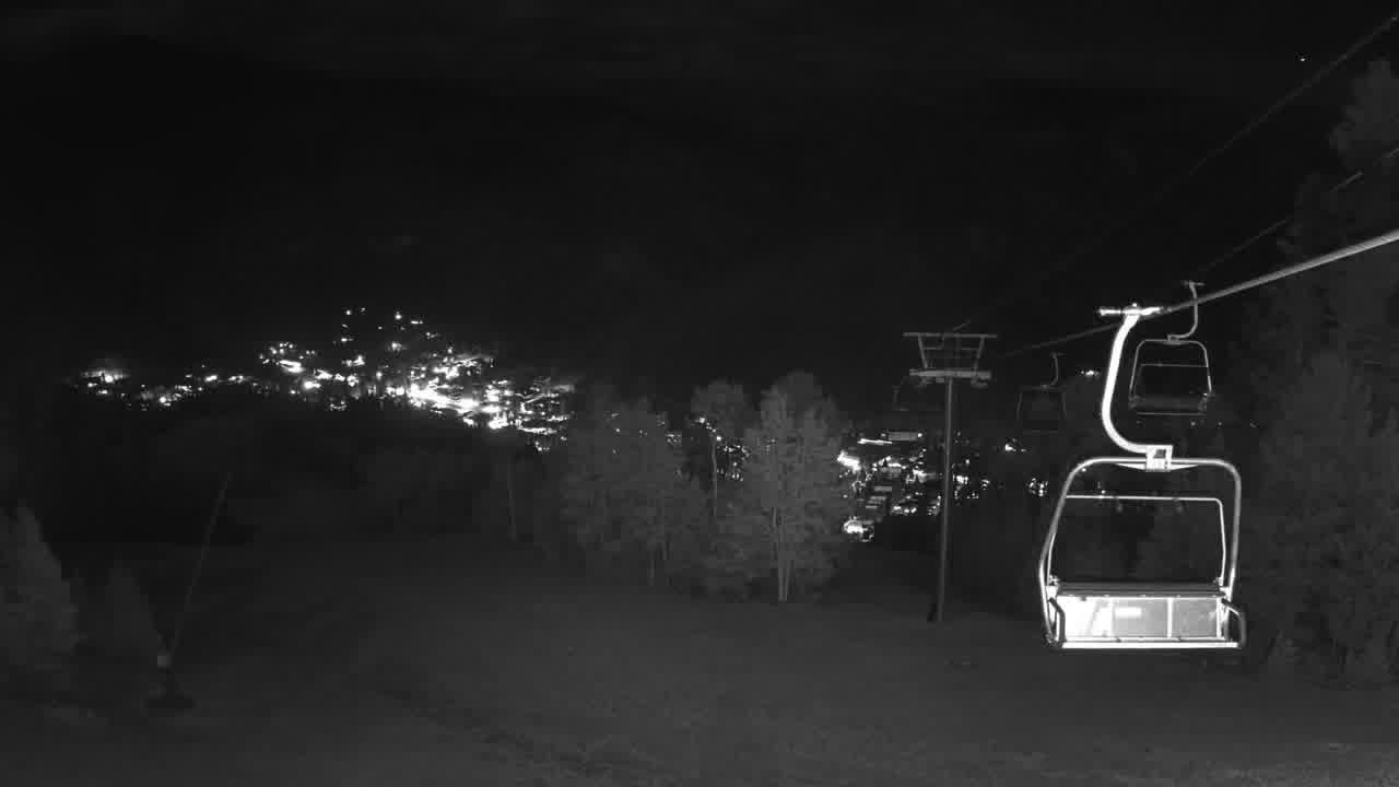 Copper Mid Chair still, 0″ new snow in 24 h