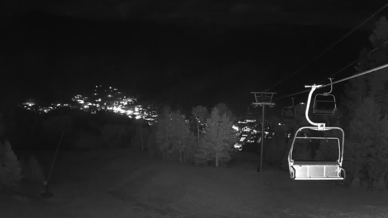 Copper Mid Chair still, 0″ new snow in 24 h
