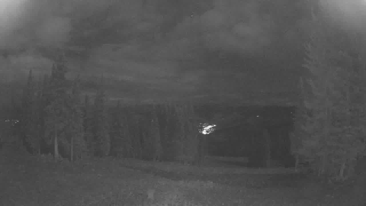 Red Buffalo still, 0″ new snow in 24 h