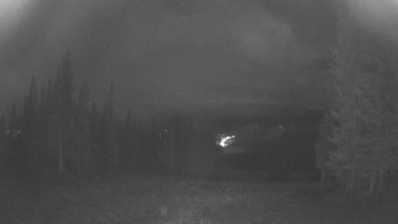 Red Buffalo still, 0″ new snow in 24 h