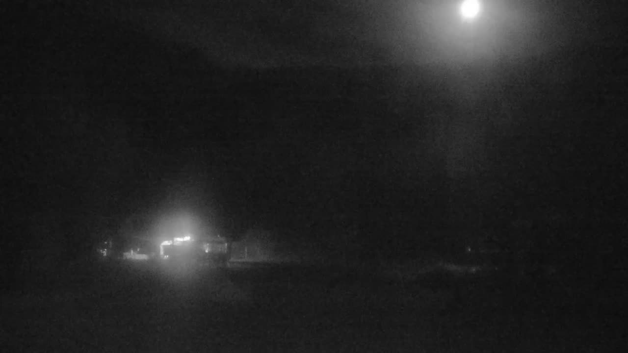 Warm Springs still, 0″ new snow in 24 h