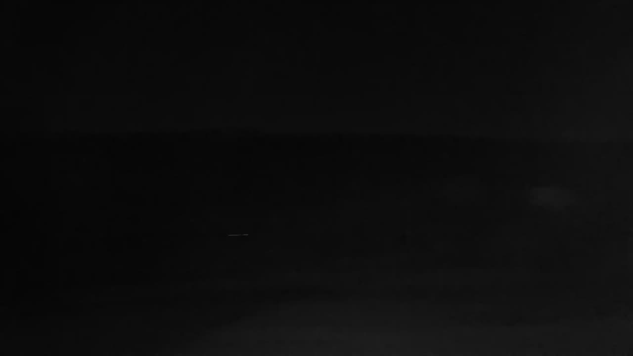 Village still, 0″ new snow in 24 h