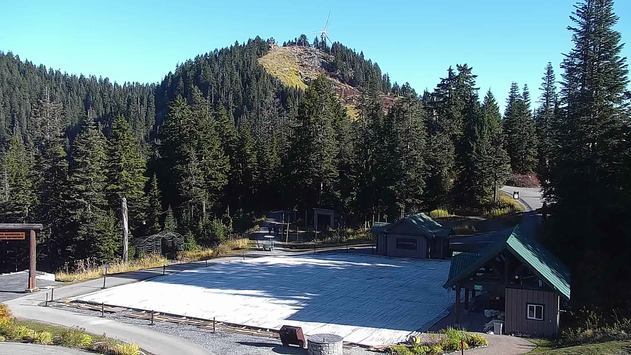 Chalet Cam still, 0″ new snow in 24 h