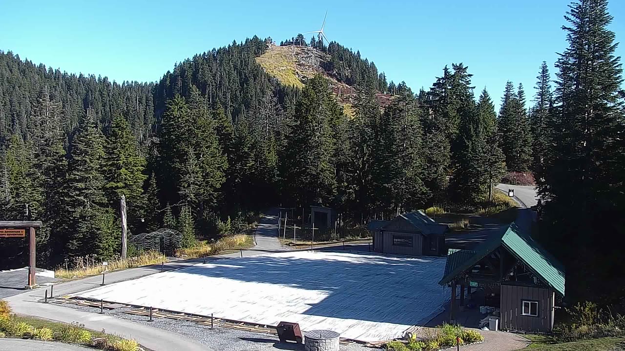 Chalet Cam still, 0″ new snow in 24 h