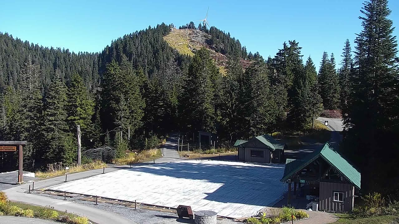Chalet Cam still, 0″ new snow in 24 h