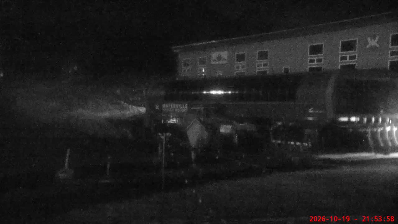Base still, 0″ new snow in 24 h