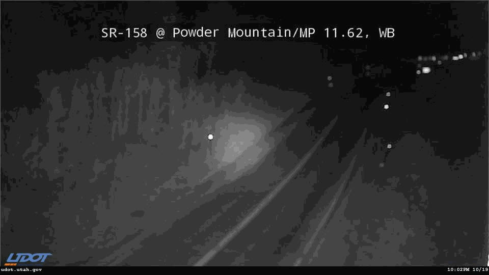 Powder Mountain Road still, 0″ new snow in 24 h