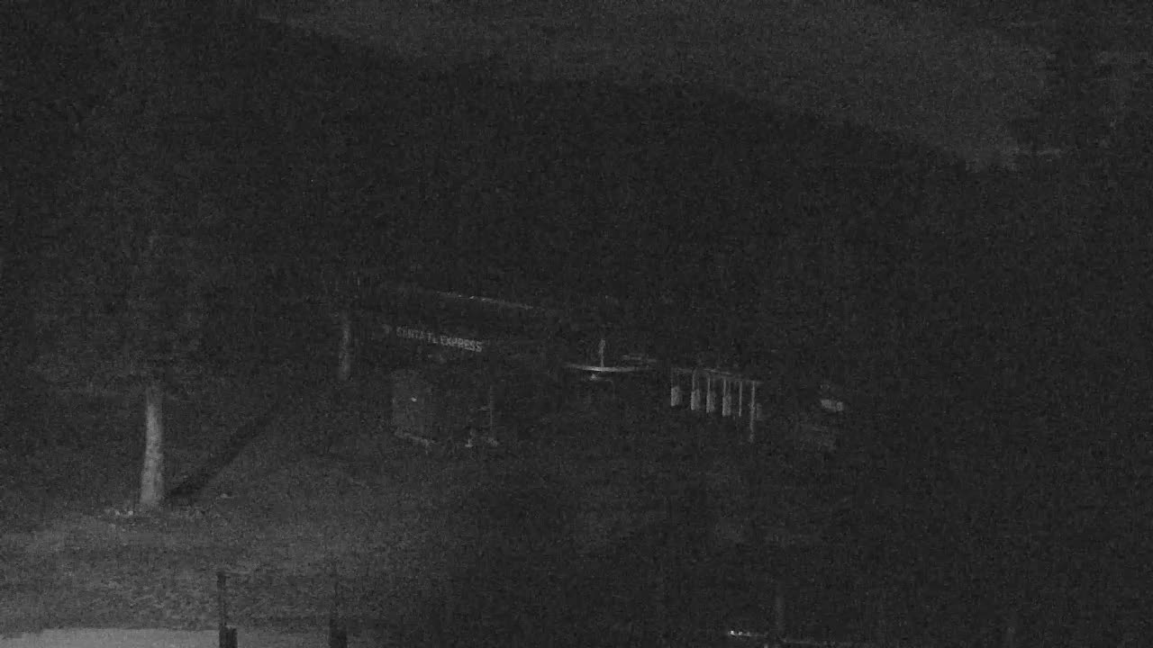Base still, 0″ new snow in 24 h