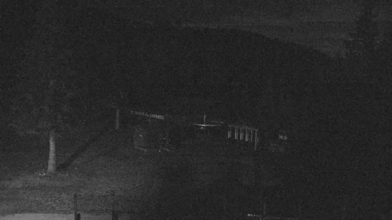 Base still, 0″ new snow in 24 h