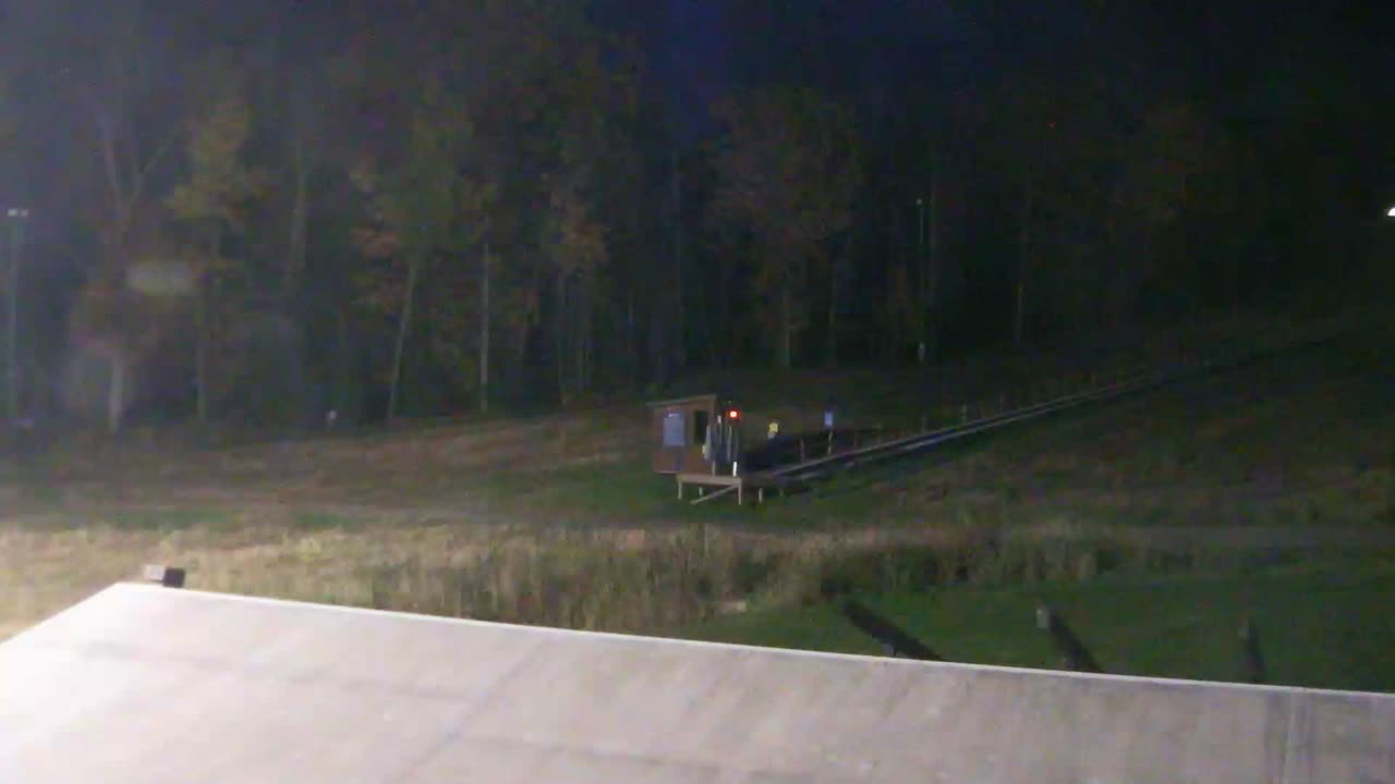Base Area still, 0″ new snow in 24 h