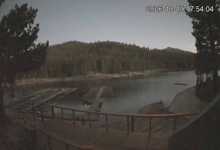 Boathouse Cam still, 0″ new snow in 24 h