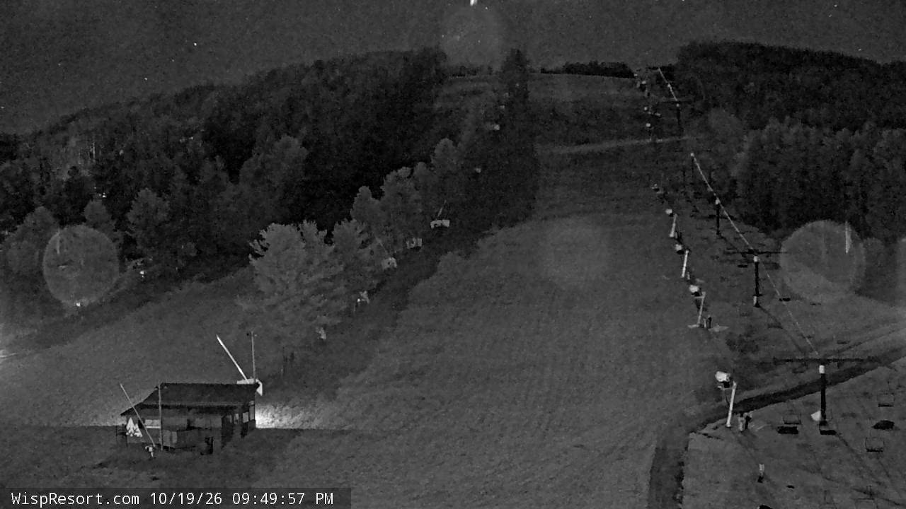Base still, 0″ new snow in 24 h