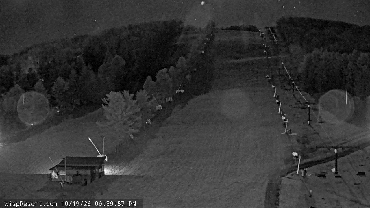 Base still, 0″ new snow in 24 h
