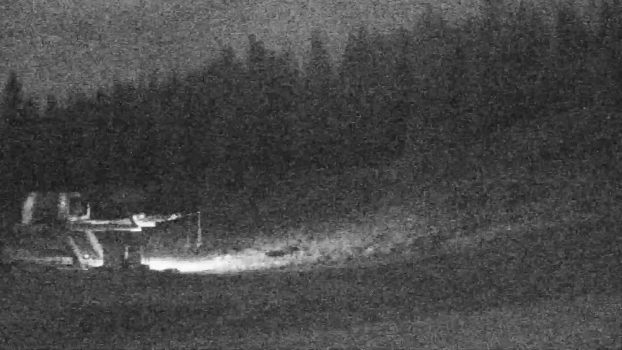 Base Cam still, 0″ new snow in 24 h