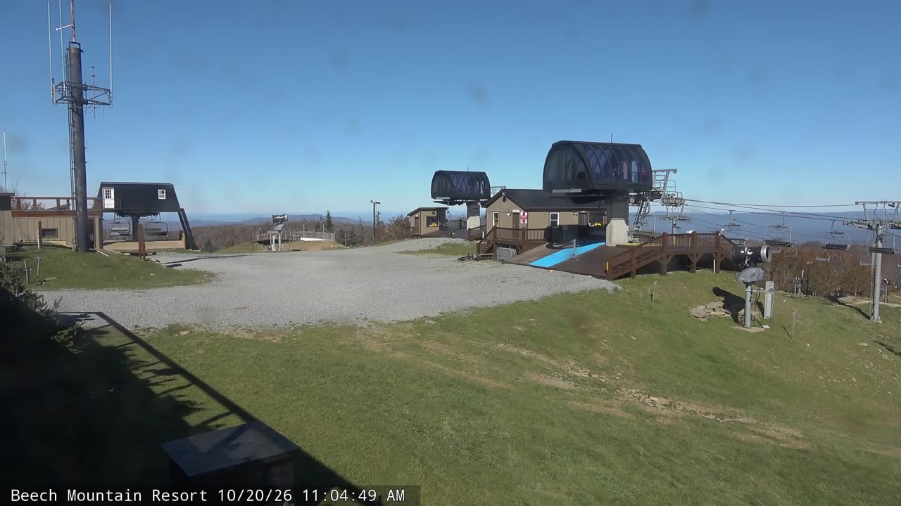5506' Cam webcam at Beech Mountain Resort, 5,506′